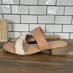 Lucky Brand Razilla Womens Size 8.5 Shoes Tan Leather Double Strap Slide Sandal